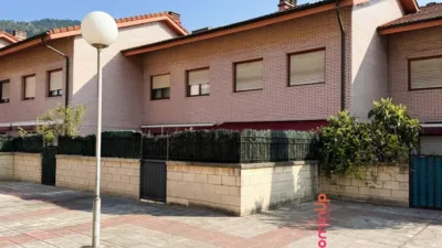 Terraced House in Areta photo 61