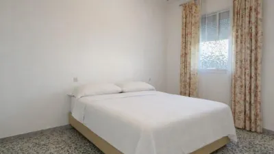 Apartment in University Area photo 5