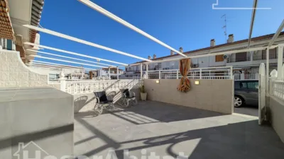 Terraced house on Carrer de Biar photo 24