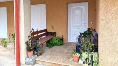 Semi-detached house on Calle La Fabrica photo 2