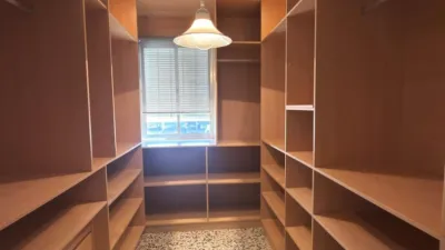Apartment in University Area photo 3
