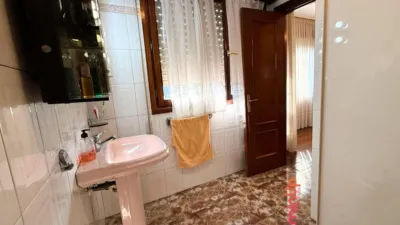 Terraced House in Areta photo 39