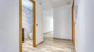 Apartment in Centre photo 24