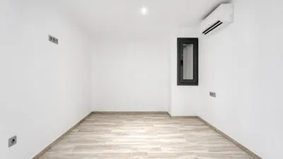 Apartment in Centre photo 22