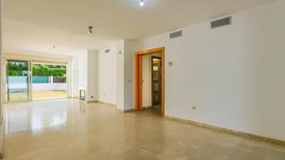 Semi-detached house on Calle Par photo 35
