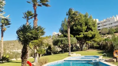 Flat on Carrer de la Nit photo 4
