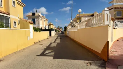 Semi-detached house on Avenida de Cuenca photo 43