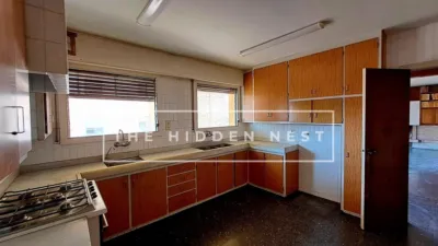 Apartment in Plaça de Josep Freixa i Argemí photo 18
