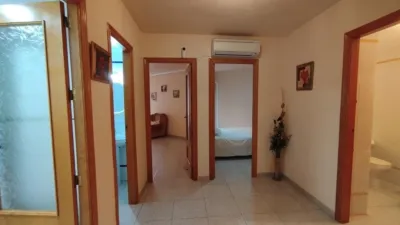 Apartment on Calle de la Concordia photo 25