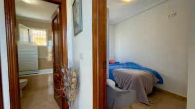 Semi-detached house on Avenida de Cuenca photo 27