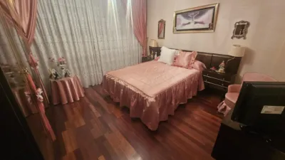 Apartment in Gamonal photo 11