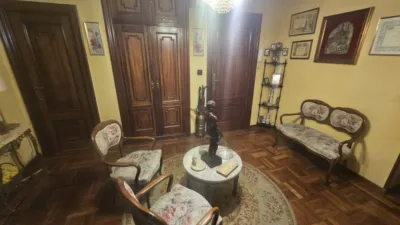 Apartment in Gamonal photo 8