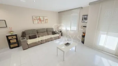 Terraced house in Carrer de Lola Anglada photo 3