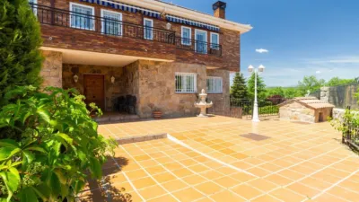 Chalet in Colmenarejo (Madrid) photo 2