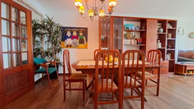 Apartment at Paseo Playa de Silgar, No. 8 photo 4
