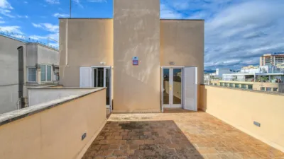 Attic in Carrer de Font i Monteros photo 17