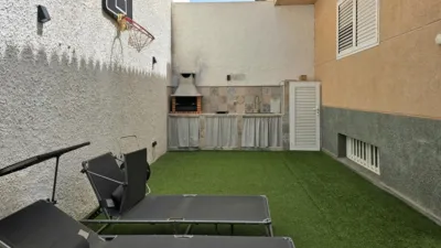 Casa pareada en calle Escritor Secundino Delgado photo 8