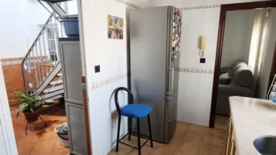 Casa pareada en calle Torre del Campo photo 17