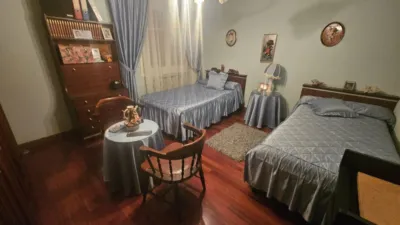 Apartment in Gamonal photo 27