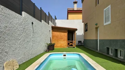 Casa pareada en calle Escritor Secundino Delgado photo 3