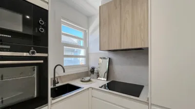 Top-floor apartment on Calle José Luis Cereijo photo 20