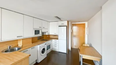 Apartment on Avenida del Ensanche de Vallecas photo 2