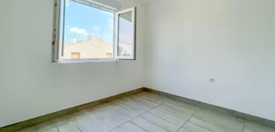 Apartment in Estacion de Autobuses photo 8
