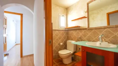 Top floor flat in Centre photo 18