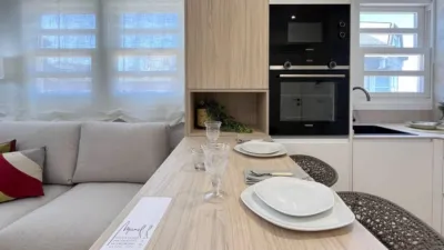 Top-floor apartment on Calle José Luis Cereijo photo 10
