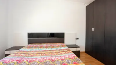 Top floor flat in Centre photo 12