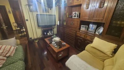 Apartment in Gamonal photo 10