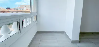 Pis – Torrevieja, Urbanización Calas Blancas - Més