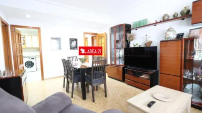 Apartment in Urban Core photo 9