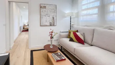 Top-floor apartment on Calle José Luis Cereijo photo 14