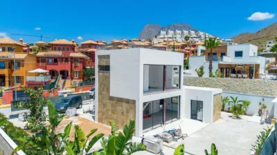 Chalet on Calle Cordoba photo 2