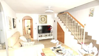 Duplex on Sierra la Pila Street photo 3