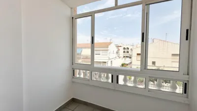 Piso – Torrevieja, Urbanización Calas Blancas - Más