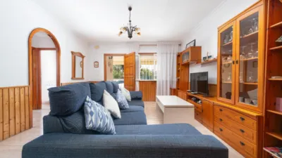 Terraced house in Carrer del Poblat Buta photo 5