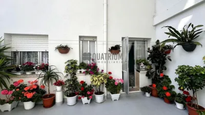 Apartment on Rosalía de Castro Street photo 15