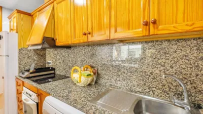 Apartment on Paseo Maritimo photo 12