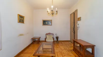 Apartment on Calle de Alcántara photo 3