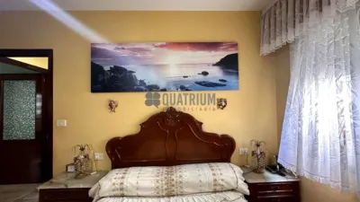 Apartment on Rosalía de Castro Street photo 8