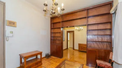 Apartment on Calle de Alcántara photo 5