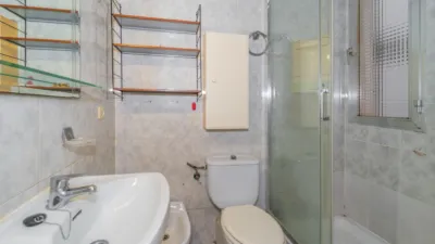 Apartment on Calle de Alcántara photo 22