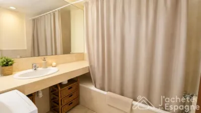 Duplex on Carrer de Rafael Casanova photo 9
