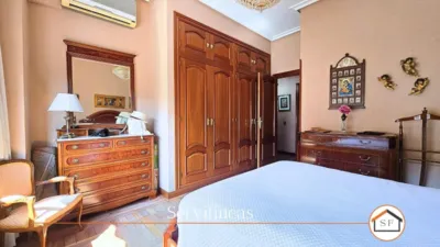 Apartment on Doctor Esquerdo Street photo 18