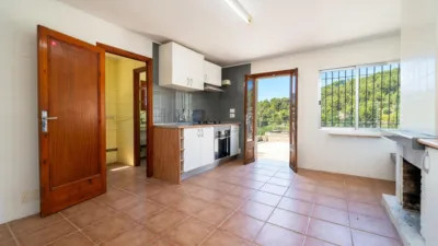 Semi-detached house in Puigpunyent photo 4