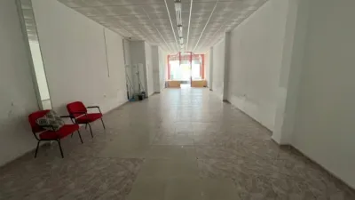 Local comercial en venta en Hospital - Vista 2