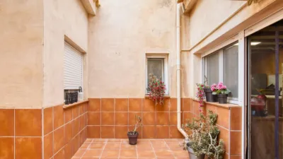 House on Clara Campoamor Street photo 10