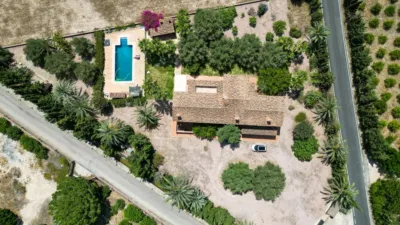 Chalet in Partida Perleta photo 2